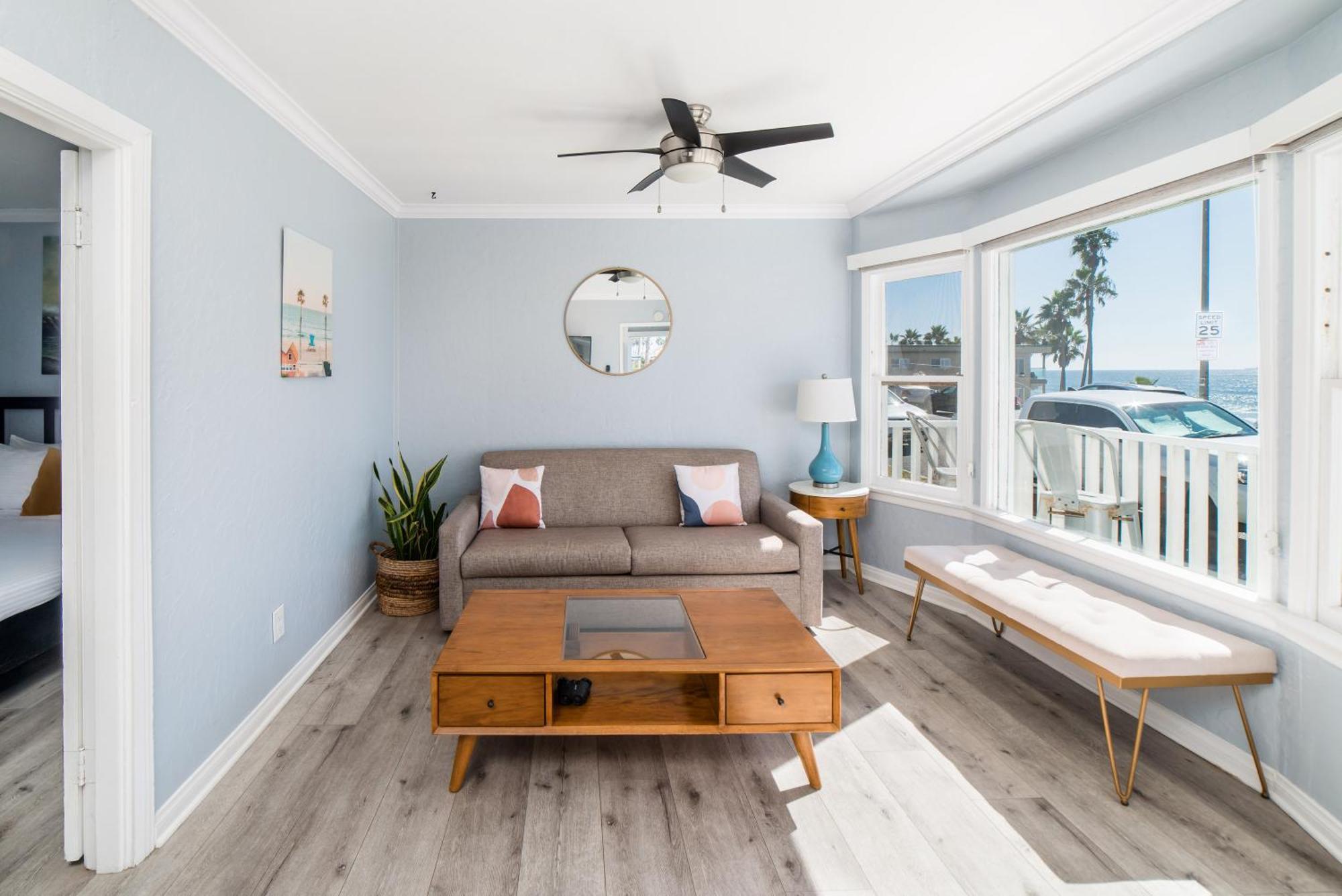 Pacific Bungalow In Oceanside With Backyard & Tiny House Exterior foto